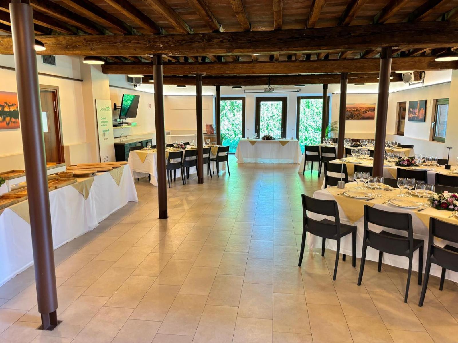 Хостел Cascina La Goliarda Curtatone Екстер'єр фото