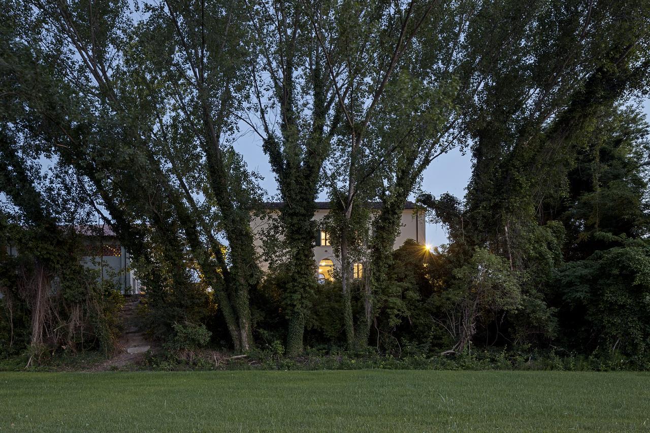 Хостел Cascina La Goliarda Curtatone Екстер'єр фото