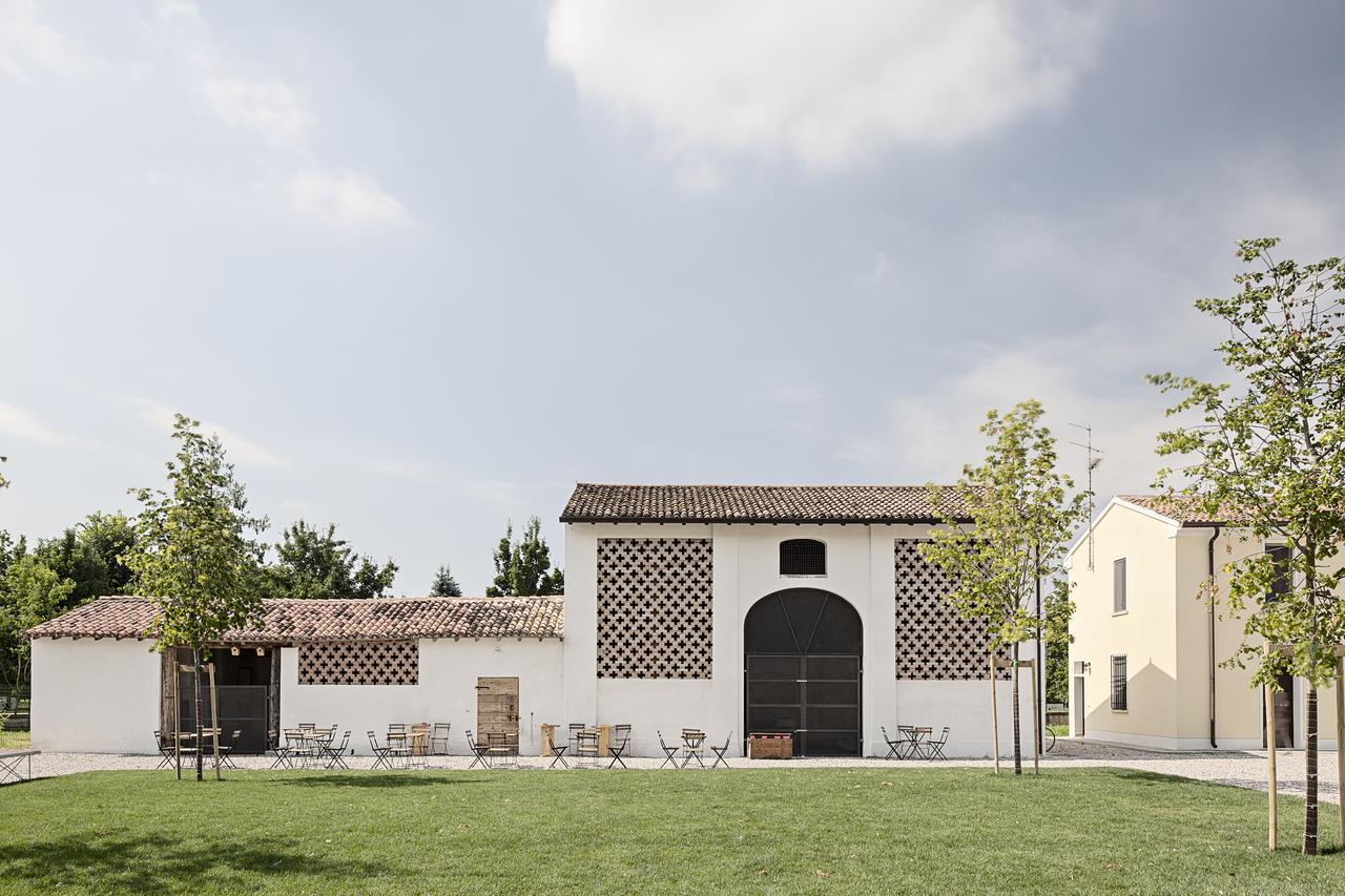 Хостел Cascina La Goliarda Curtatone Екстер'єр фото